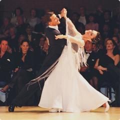 INSTRUCTOR de Dans pt nunta ta! - INSTRUCTOR DE DANS PENTRU NUNTA TA! CURS PENTRU - Foto - Video