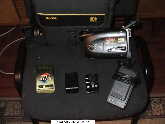 Panasonic NV-A1E cu mic defect - Camera Video Panasonic NV-A1E - 10x Power - Foto - Video