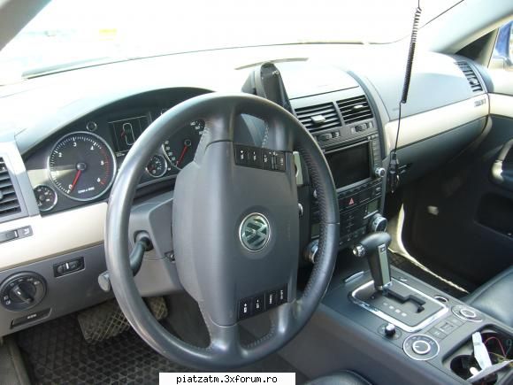 Vand/ Preluare Leasing Volkswagen Touareg - Poza 3 P.S. : MASINA E VIZIBILA IN ARAD (am - Auto - Moto - Velo